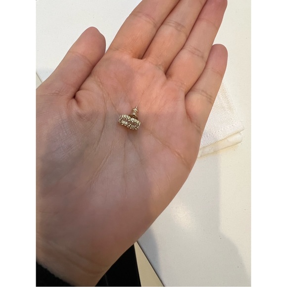 Dior Earrings - Picture 5 of 7